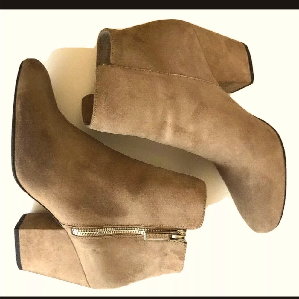 1.State Jacend Stone Suede Zip Ankle Bootie Block